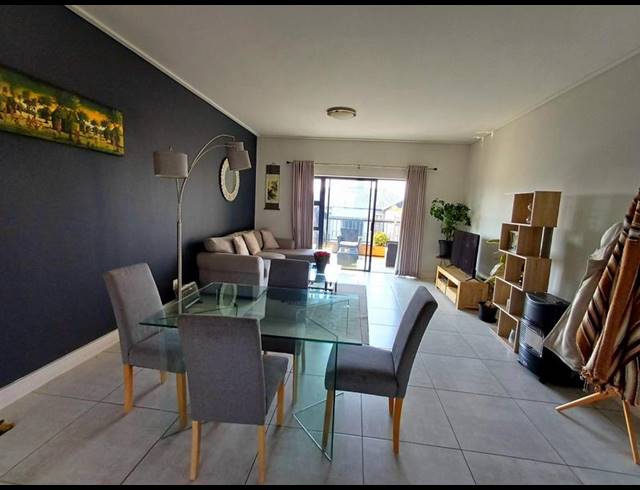 2 BEDROOM APARTMENT FOR SALE IN WATERFALL